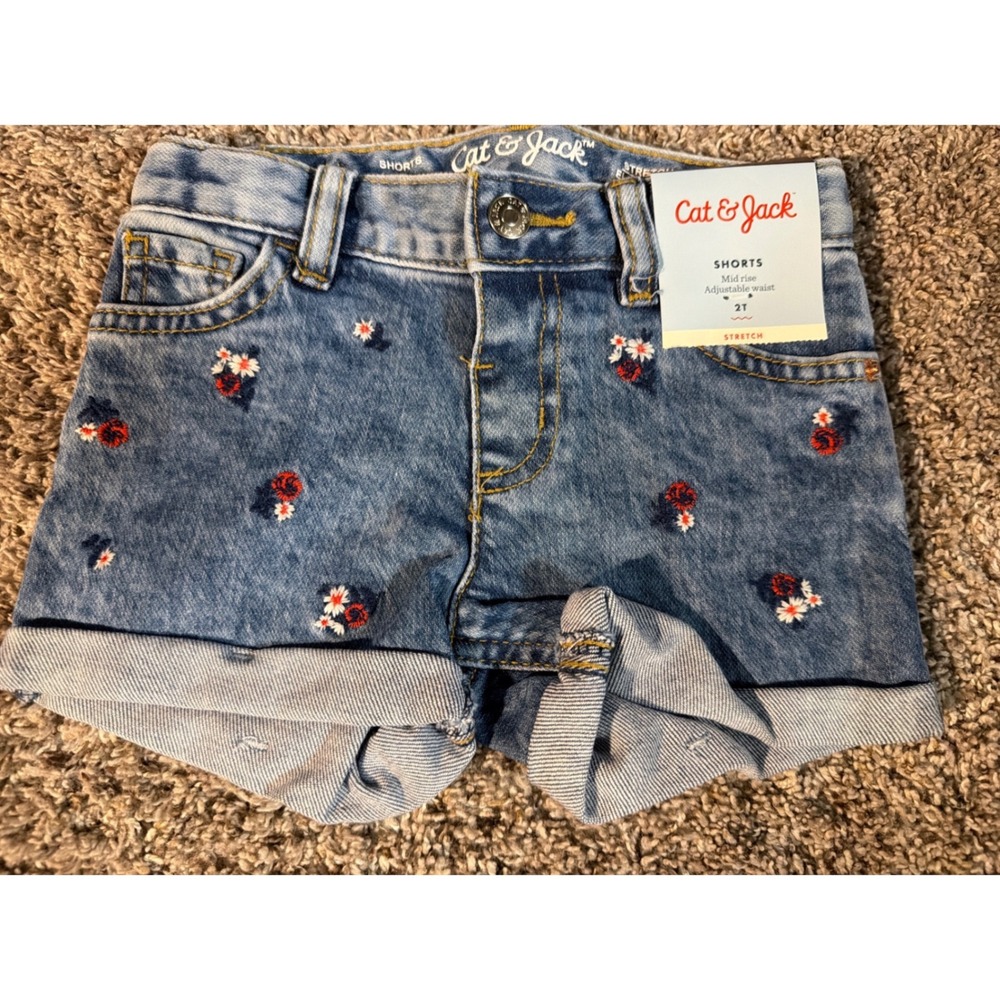 Cat & Jack Toddler Girls 2T Embroidered Daisy Ladybug Denim Shorts Mid Rise NWT